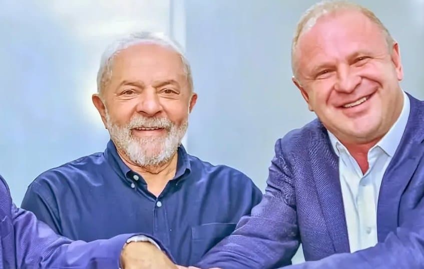Candidato do “Time do Lula” em SC diz ganhar R$ 300 mil por mês e doa R$ 1 milhão para a própria campanha