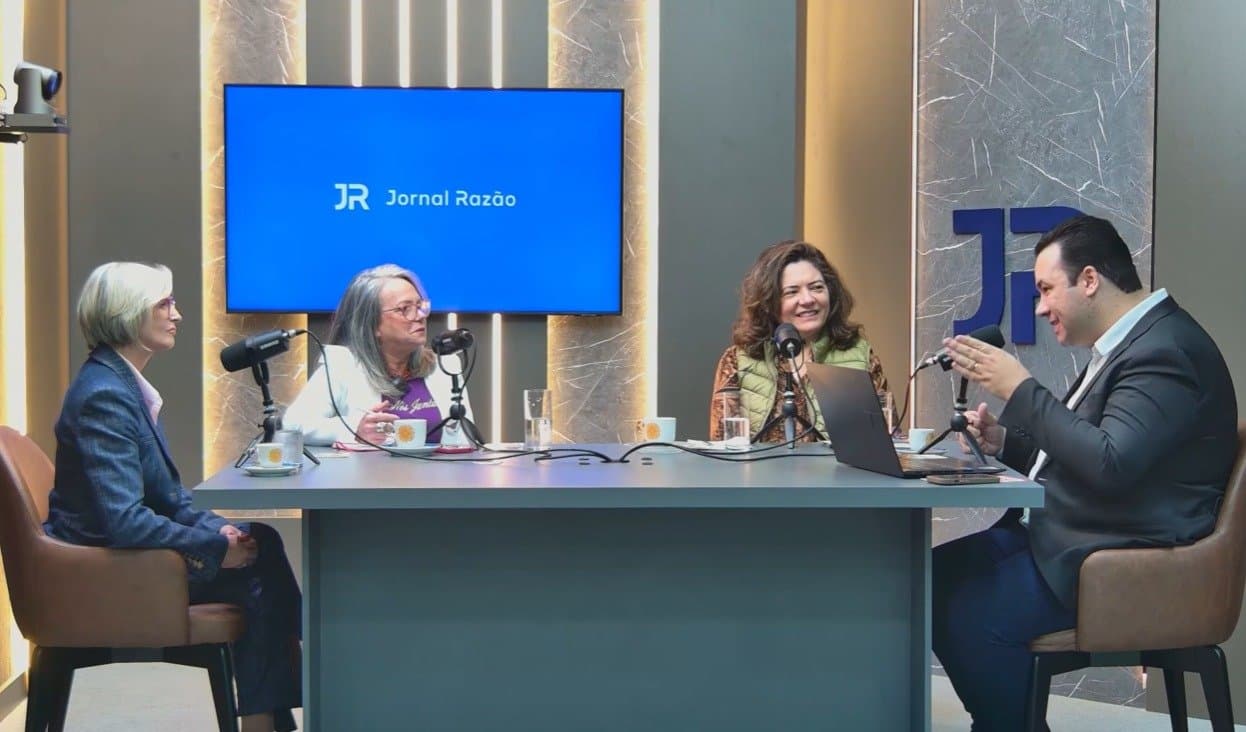 Cinco professoras e um só nome na urna: “Para uma mulher sentar numa cadeira, homens precisam levantar”