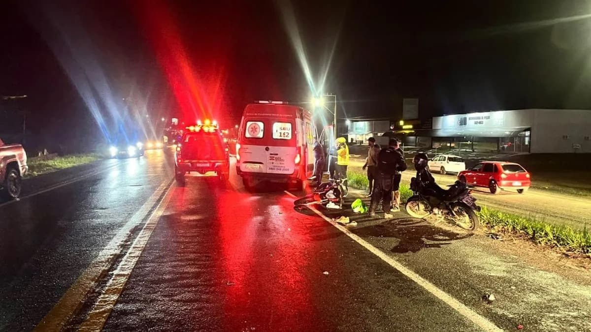 Motociclista cai no meio da BR-470 após batida e morre atropelado por carro