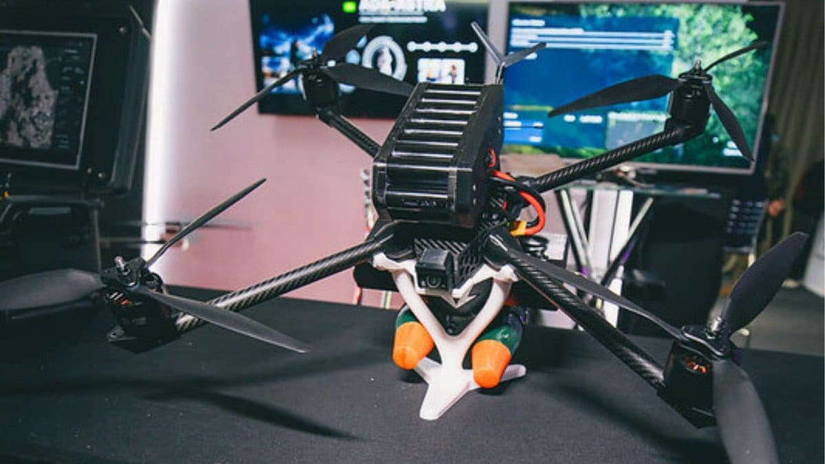 Drones de ataque criados por estudantes em SC são pré-classificados pelo Exército