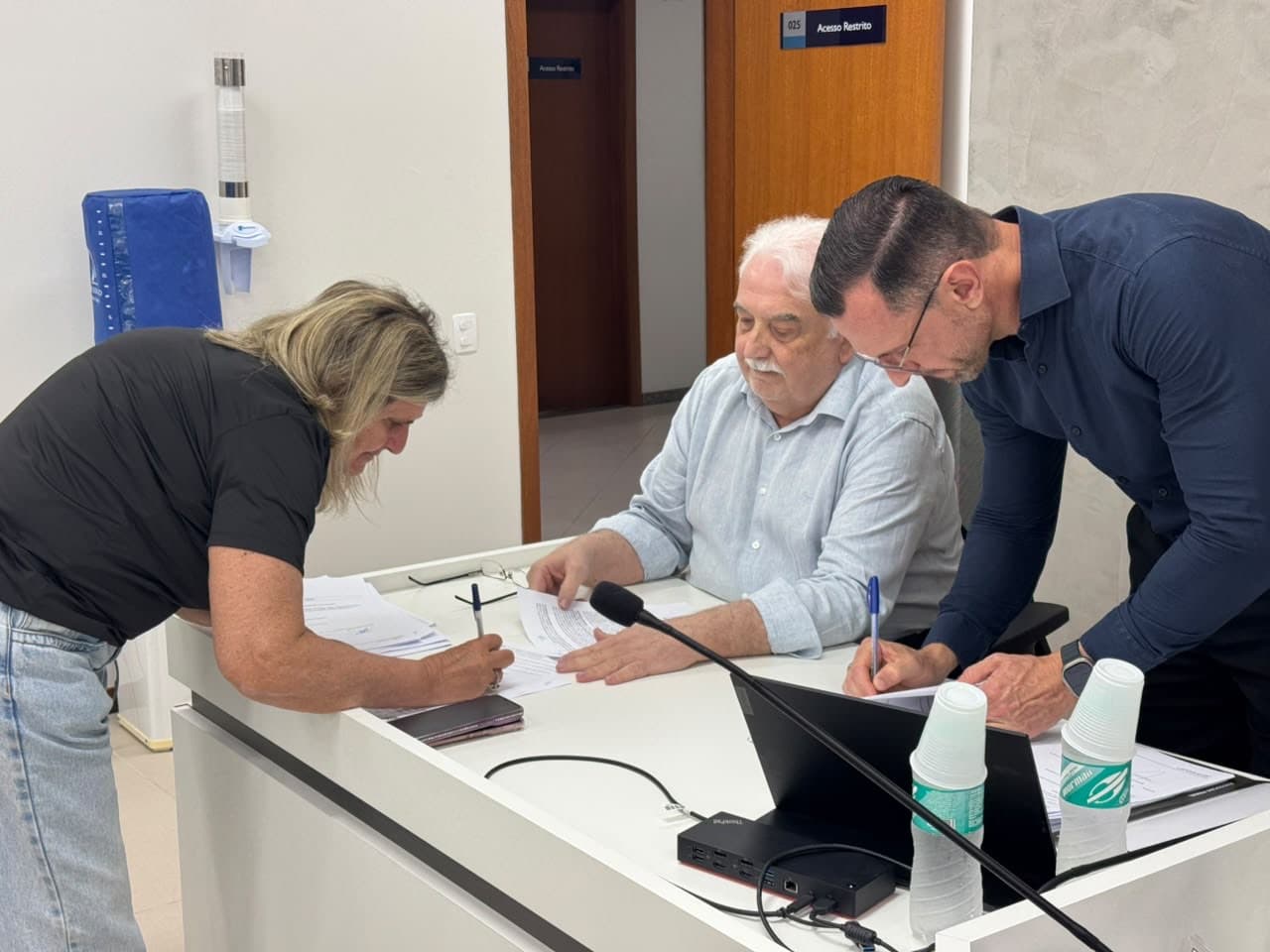 Valores pagos por condenados e em acordos penais financiam proteção animal, academia para idosos e paradesporto em Itapema
