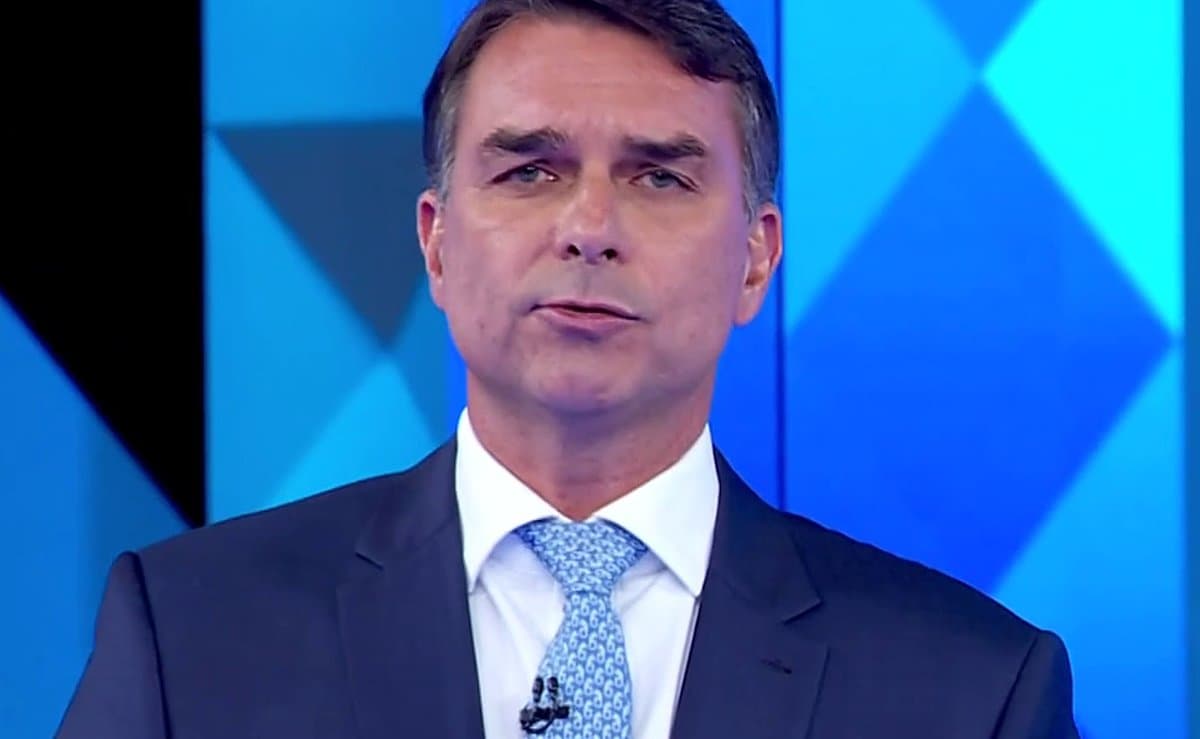 Flávio manda recado a Jorginho Mello e promete investir em todas as BRs em Santa Catarina