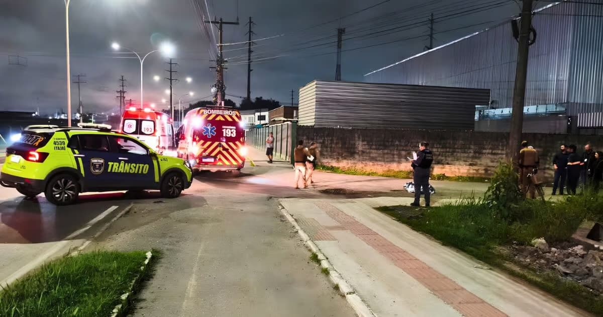 Ciclista de 34 anos morre atropelado por caminhão em Itajaí
