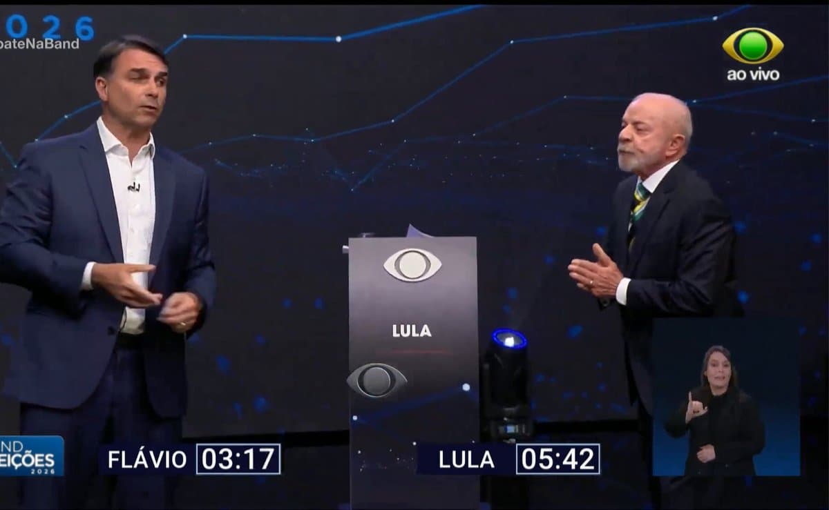 Lula tenta enquadrar Flávio Bolsonaro e leva invertida: ‘Você tá dando emprego pra um monte de cara que foi condenado’