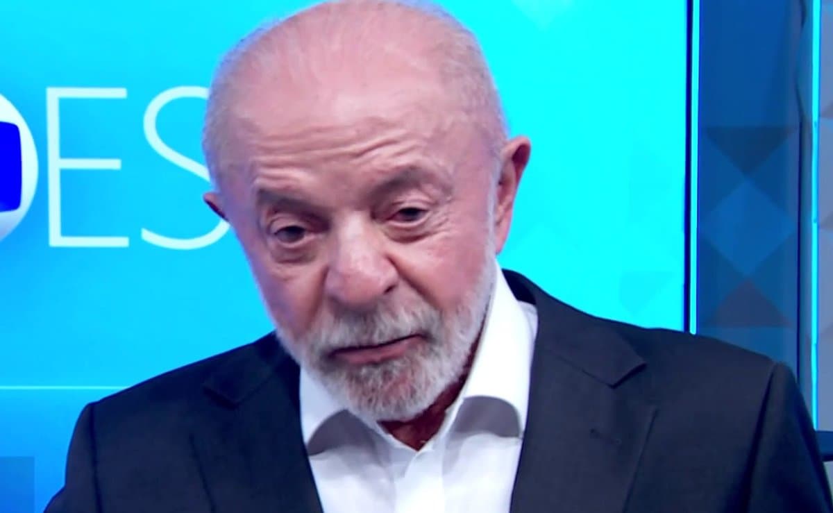 Lula pede desculpas por “coisas que vocês ouviram aqui” e chama Flávio de “miliciano” no fim do debate