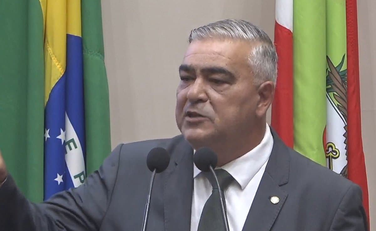 Sargento Lima ataca governo Lula na Alesc e diz que eleitor que elege ladrão deveria ser preso como cúmplice