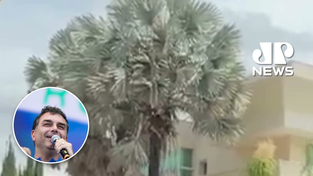 VÍDEO: Louvores tocam alto na casa de Flávio Bolsonaro em meio aos rumores de viagem aos EUA