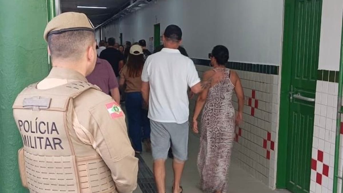SC registra 92 ocorrências no segundo turno; boca de urna lidera balanço