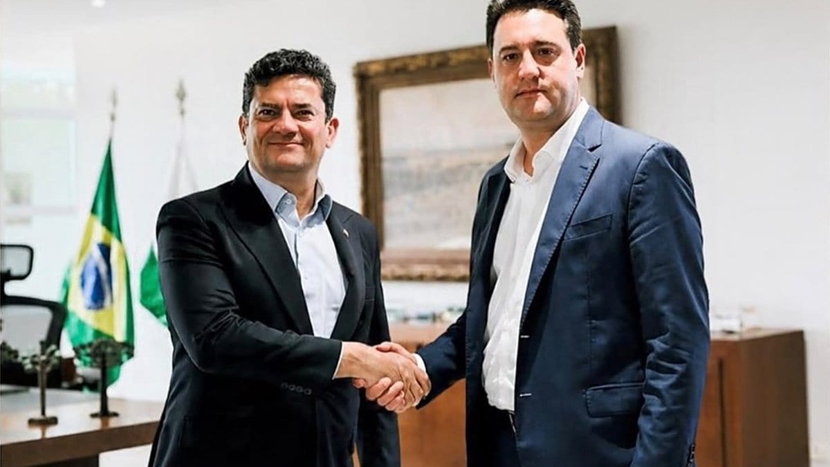 Adversários políticos, não inimigos: Sérgio Moro e Ratinho Jr. se reúnem para iniciar a transição no Paraná