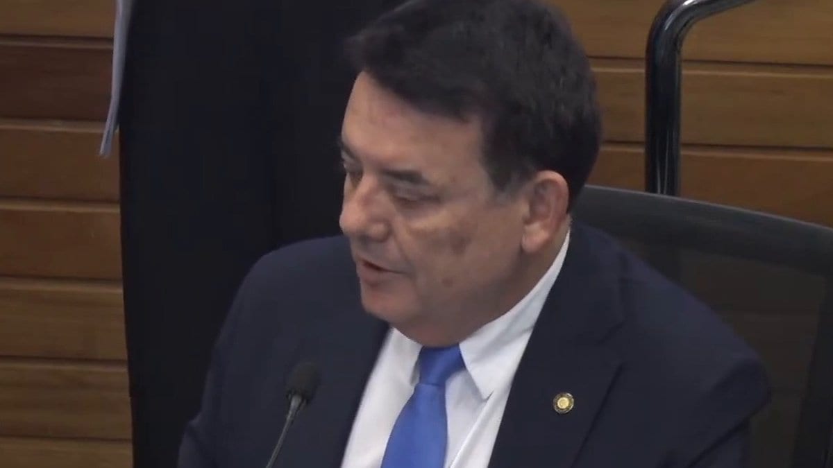 “Mesmo que ele não queira”: CCJ da Alesc aprova internação involuntária de dependentes químicos em SC