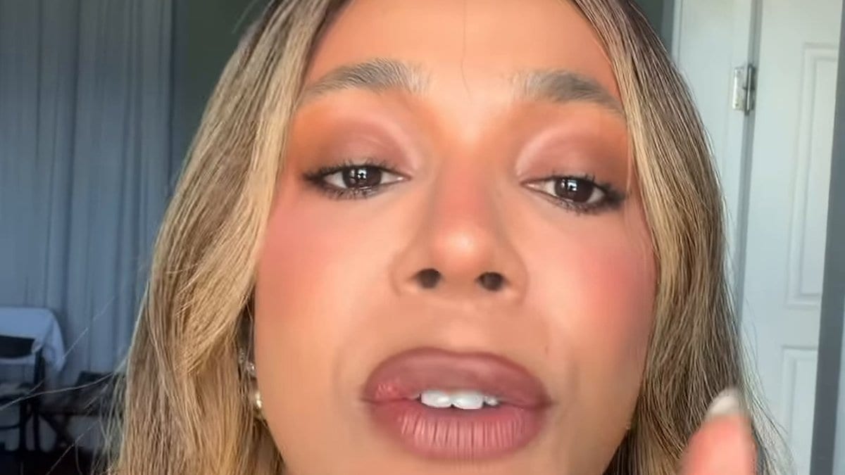 “Censuraram Cabelinho”: Erika Hilton se revolta após Meta derrubar vídeo de funkeiro contra Flávio Bolsonaro
