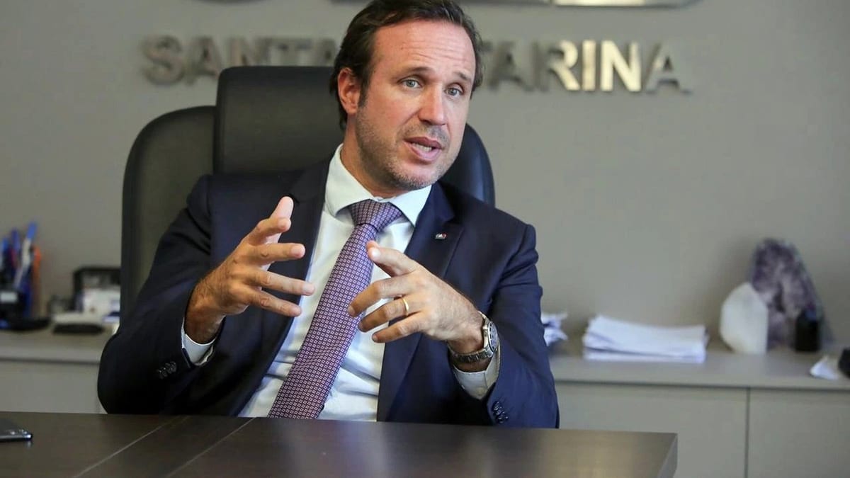 “É ilegal”: ex-presidente da OAB/SC criticou decisão do ministro Zanin que prorrogou a votação até as 19h