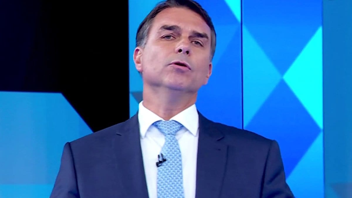 Flávio chama Lula de “pai do Tigrinho” e ouve: “o seu pai é o pai do Tigrinho, como você é o irmão” - Foto