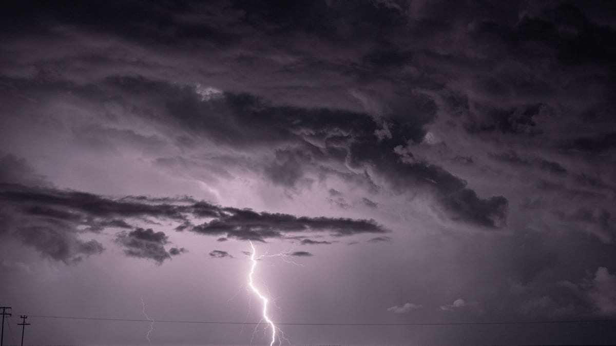 Santa Catarina tem previsão de temporais com raios, vento e granizo nesta quinta-feira - Foto