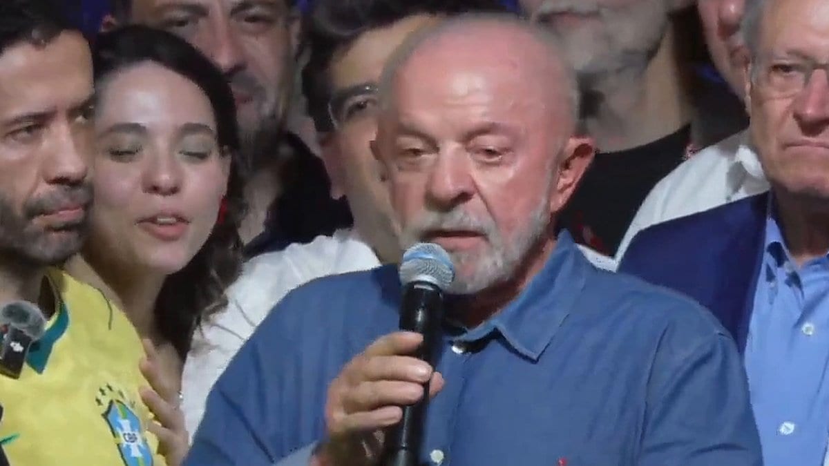 Lula diz que big techs tentaram direcionar a eleição: Nós vamos ter que regulá-las