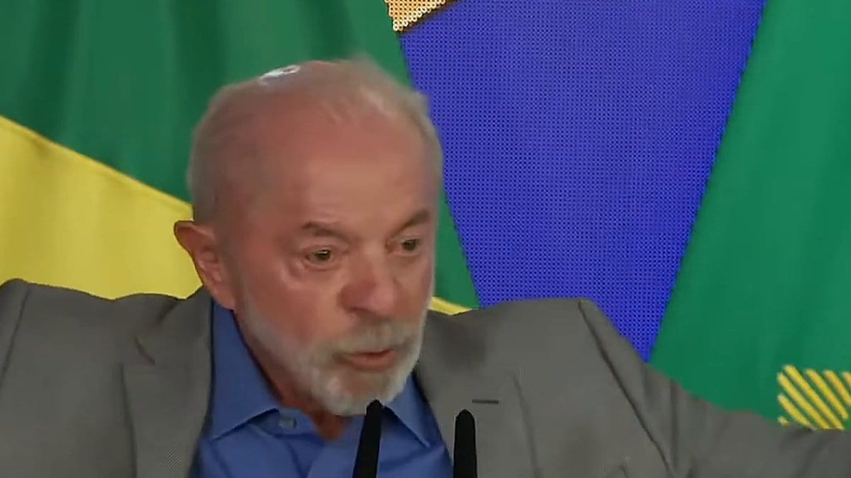 Lula critica quem quer escola cívico-militar: “Tem maluco pra tudo, não é só maluco beleza”