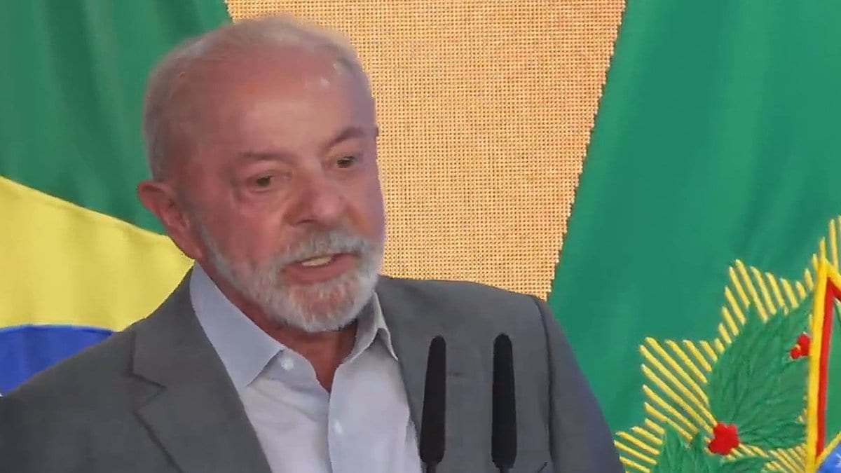 “Último ato como Presidente da República”, brinca Lula ao assinar perdão de R$ 18 bi em dívidas dos MEIs