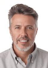 Foto oficial de Pedro Santacannabis no TSE