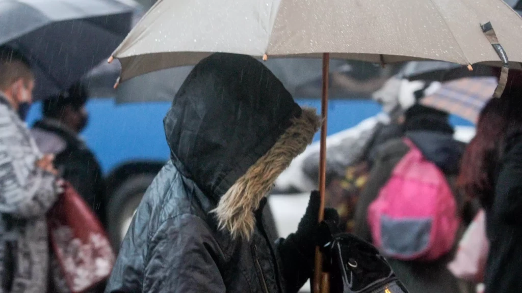 Frente fria avança por Santa Catarina a partir deste domingo