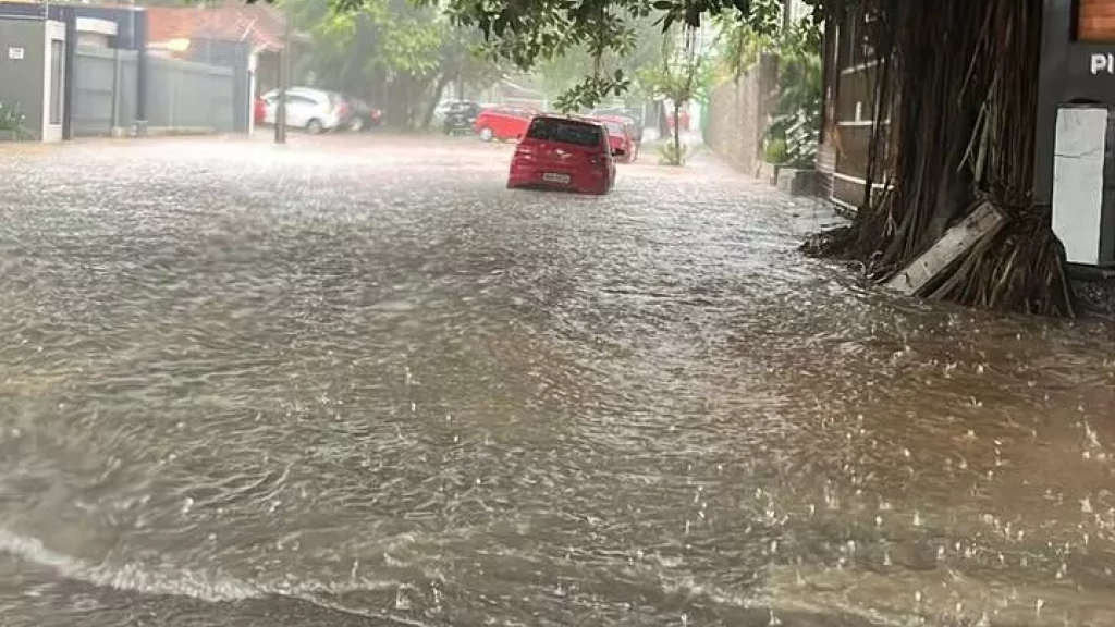Joinville alerta para enchentes após cidade registrar 200 milímetros de chuva