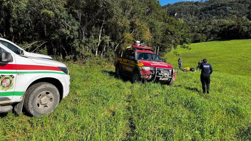 Piloto morre após salto de parapente em Santa Catarina