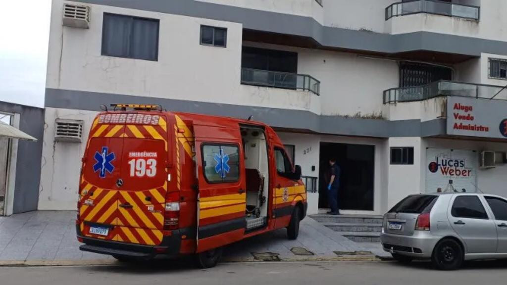 Panela de pressão explode e mulher fica ferida, em São João Batista