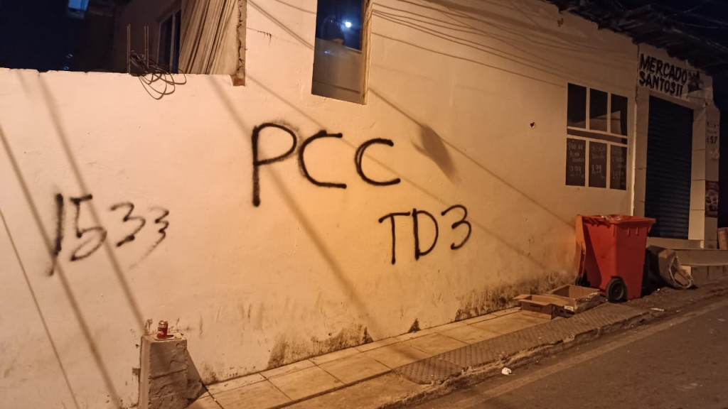 PCC inicia invasão a favelas de Florianópolis e "guerra de facções" é iminente