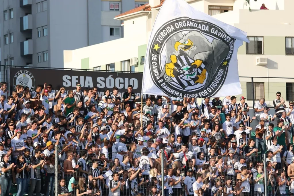 Torcida organizada do Figueirense está proibida de entrar nos estádios nos três primeiros meses de 2023
