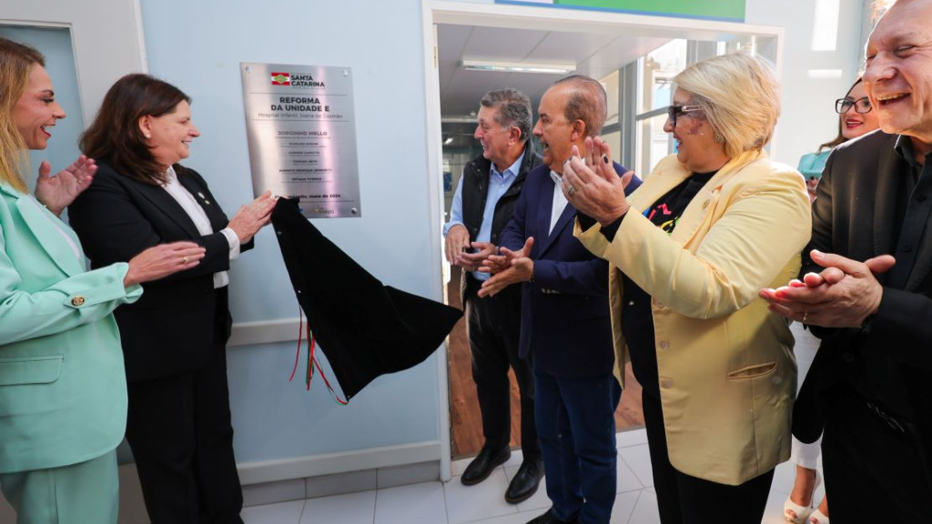 Governo do Estado inaugura a nova sala de espera e abre mais leitos no Hospital Infantil Joana de Gusmão