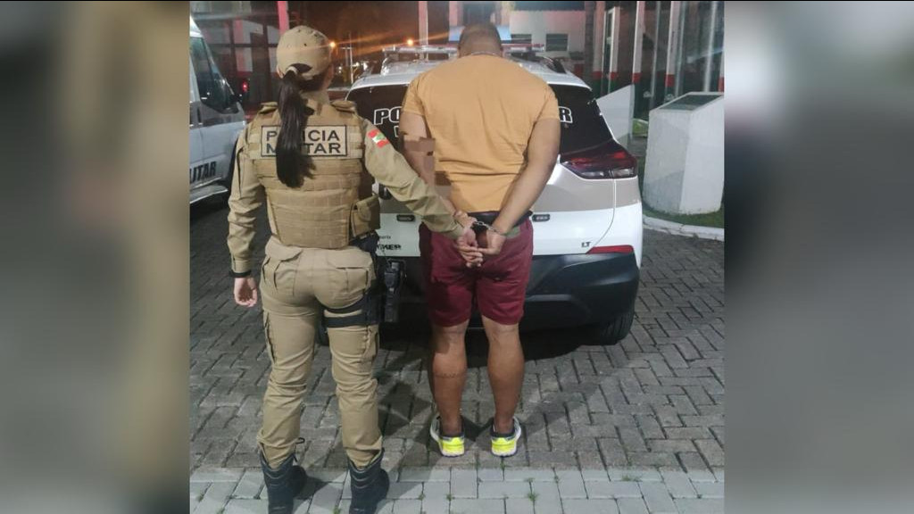 Foragido da justiça de Minas Gerais é preso em barreira policial, em Balneário Camboriú