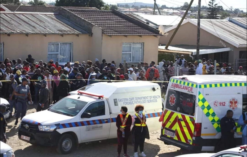 Corpos de 22 jovens são encontrados dentro de bar na África do Sul
