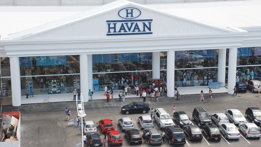 Havan é condenada a pagar indenização a ex-funcionária por preconceito racial