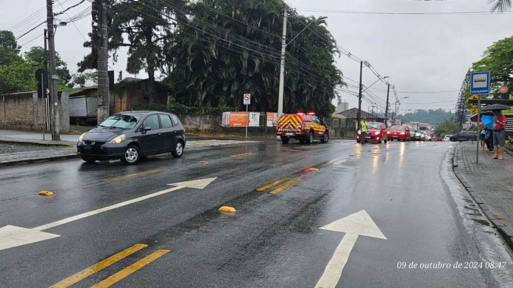 Idosa de 67 anos é atropelada e sofre grave ferimento na cabeça em Blumenau