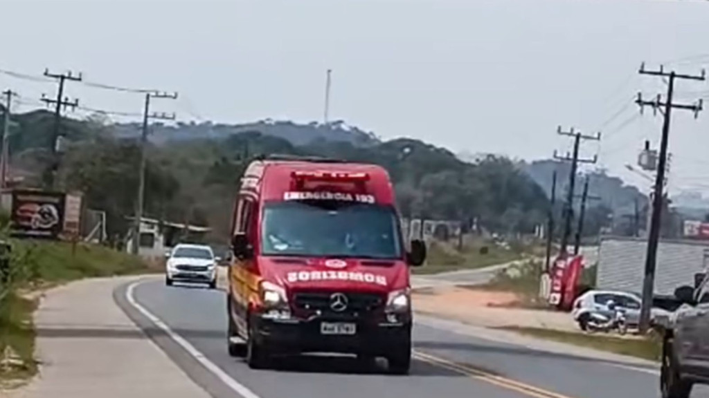 Gestante sofre acidente de moto na SC-410, em Canelinha