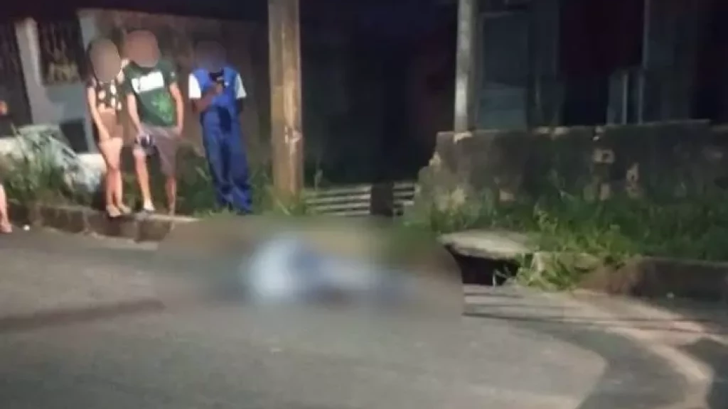Homem é assassinado a tiros no meio da rua na Serra catarinense