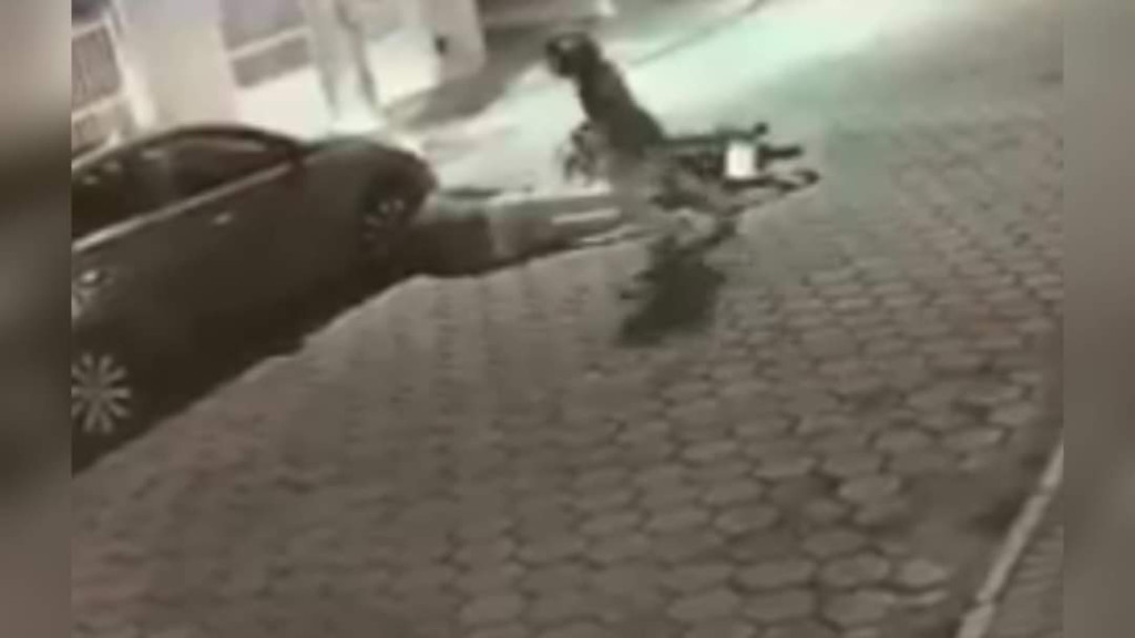 VÍDEO: Bandido leva tiro na testa ao tentar assaltar mulher de PM em SC