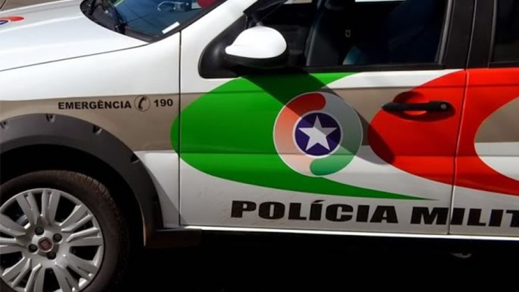Homem é encontrado nu e baleado em Santa Catarina