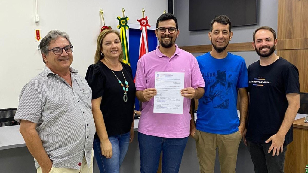Vereador de Tijucas assume presidência do PDT com planos para as eleições