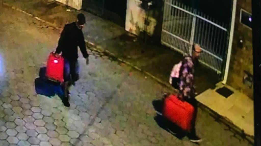 Família é mantida refém em Tijucas por bandidos armados