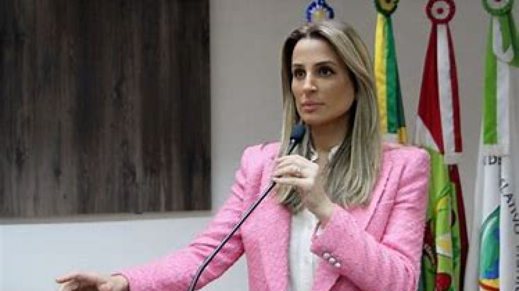 Juliana Pavan é eleita prefeita de Balneário Camboriú