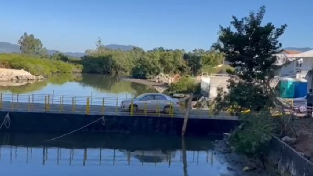Ponte balsa entre Itapema e Porto Belo começa a funcionar nesta quinta (8)