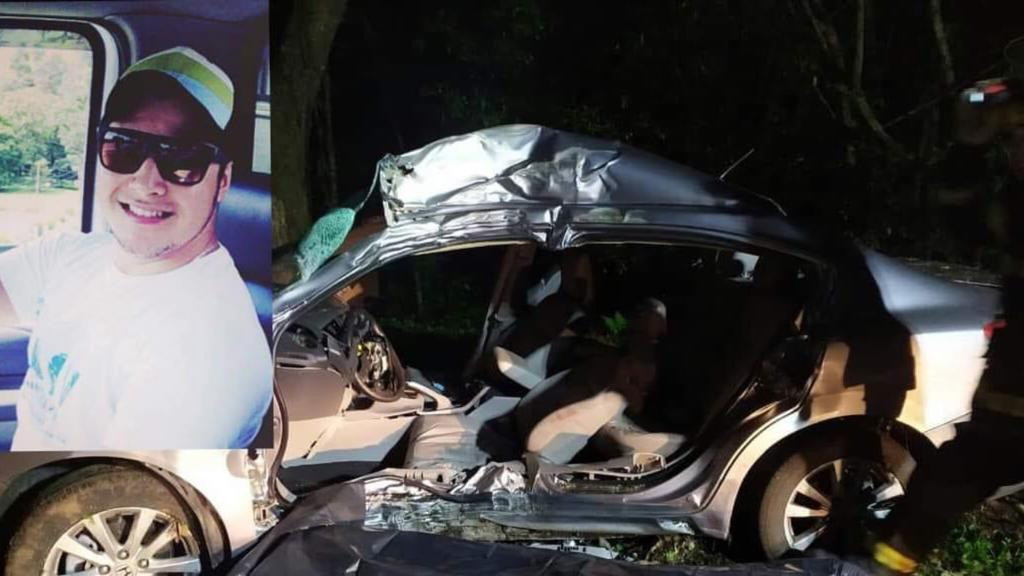 TRISTEZA: Motorista morre após bater carro em árvore SC-453