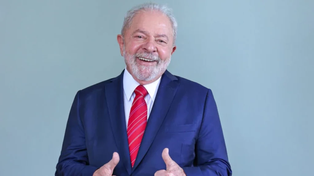 Lula bloqueia mais de R$ 300 mi de recursos da educação