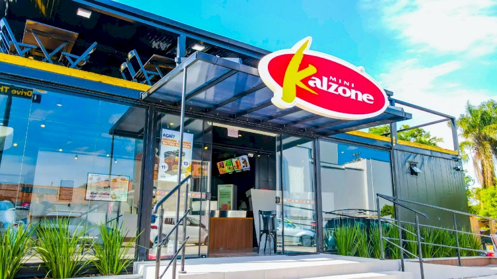 Mini Kalzone inaugura delivery em Tijucas