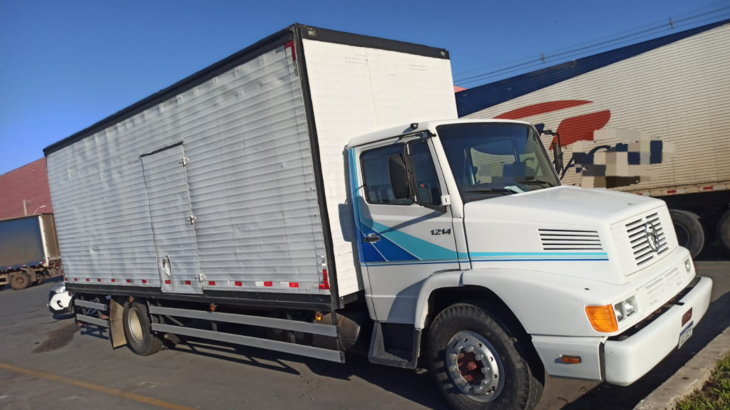 Caminhão furtado em Camboriú é localizado em Tijucas