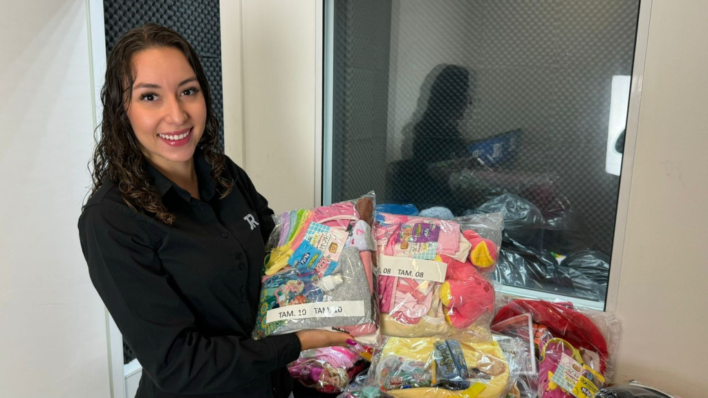 "Muito carinho": Tijucas envia kits com roupas e materiais escolares para crianças do RS