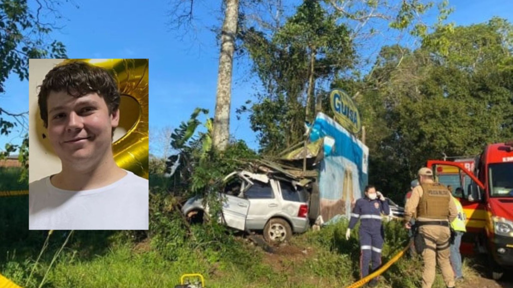 "Que Deus te receba": jovem de 21 anos morre após bater em árvore e outdoor