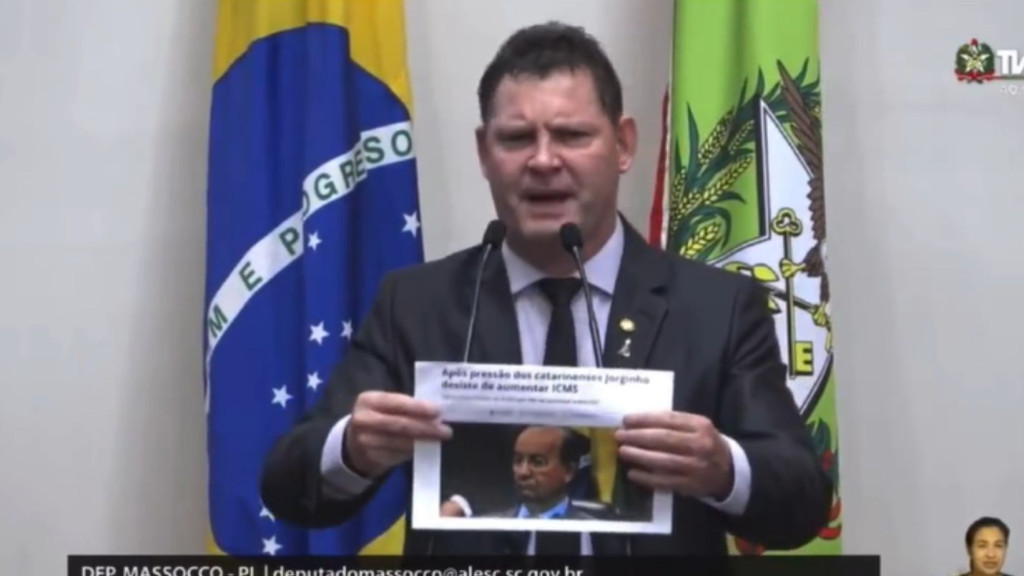 Deputado ataca o Jornal Razão para defender Jorginho Mello