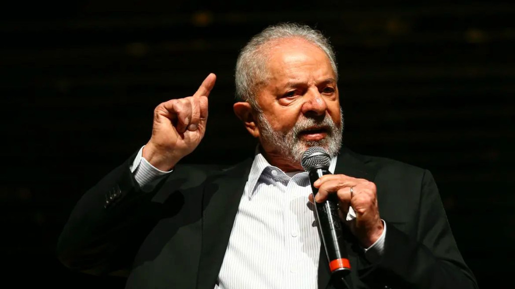 Lula quer tornar crime apoiar Bolsonaro