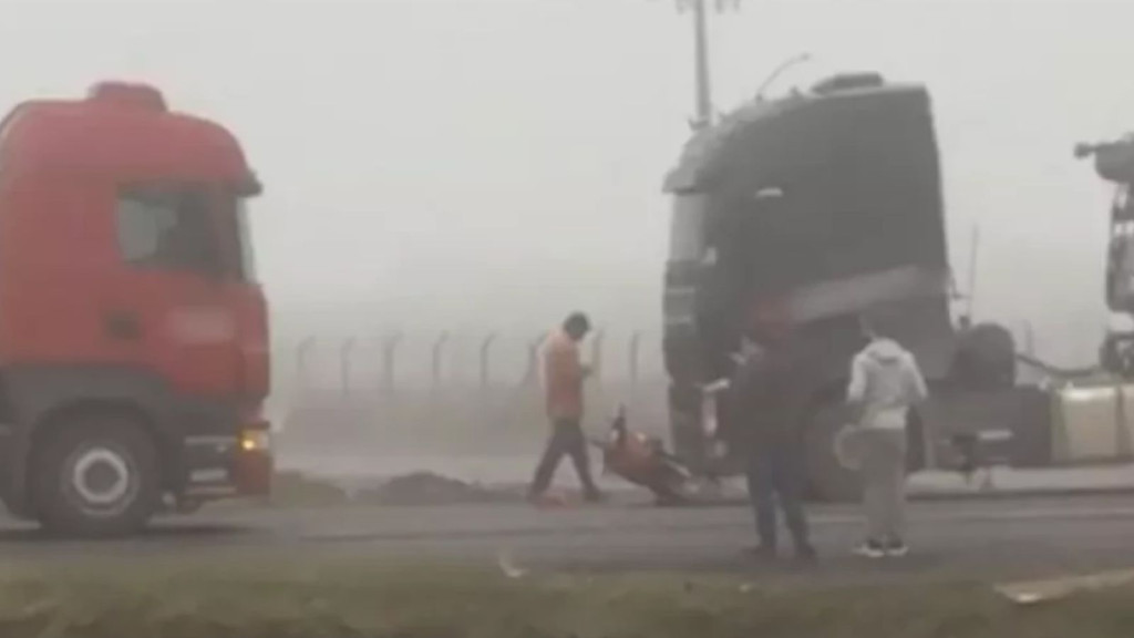 Motociclista morre atropelada por caminhão na BR-280